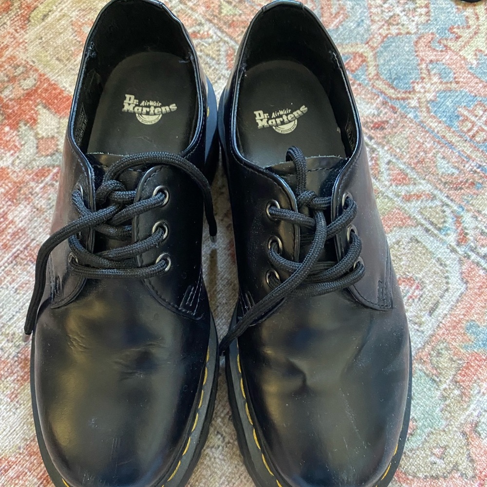 Dr. Martens 8053 Leather platform shoes